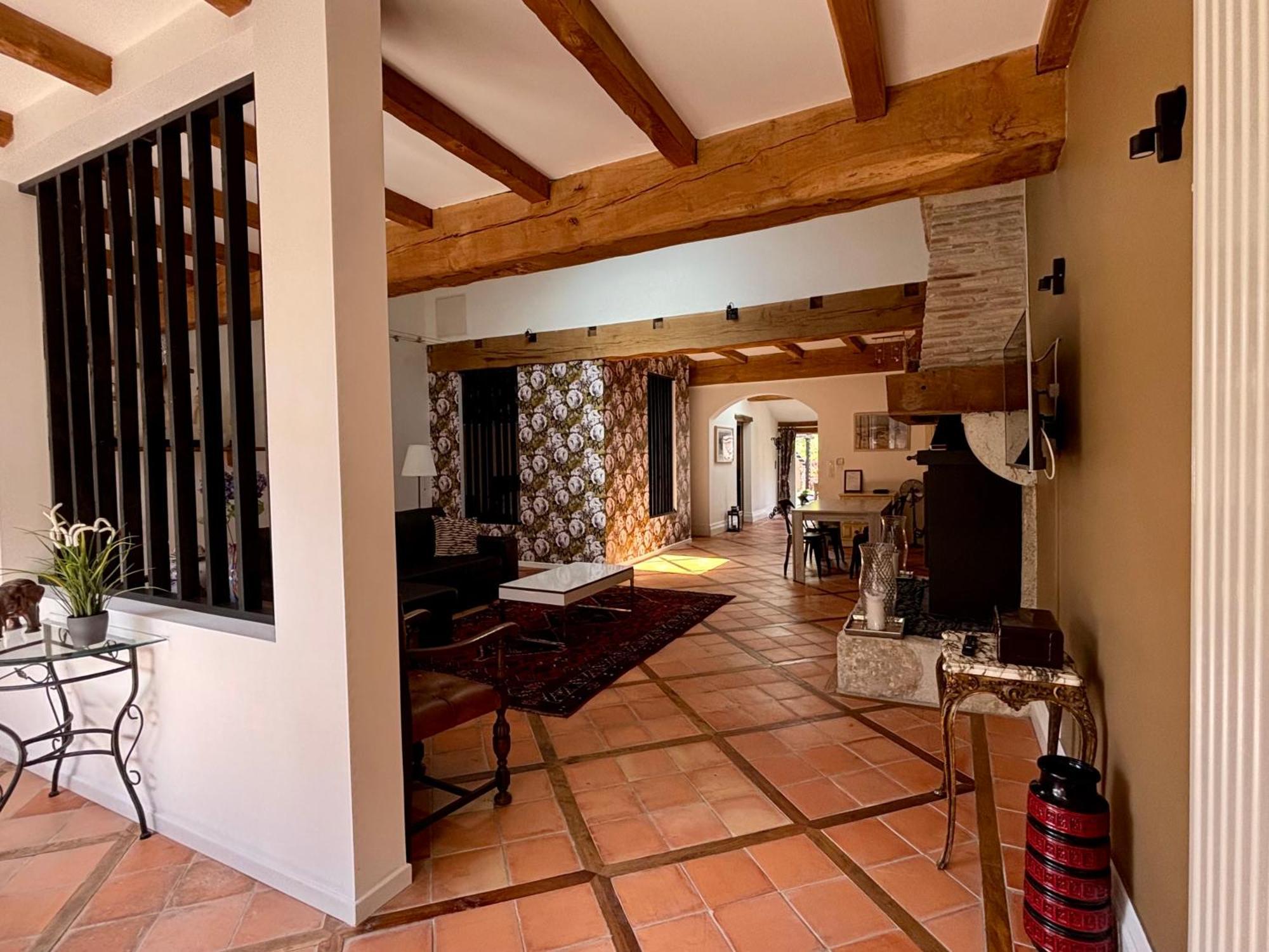 Bed and Breakfast Domaine des Monges Saint-Seurin-de-Prats Exterior foto